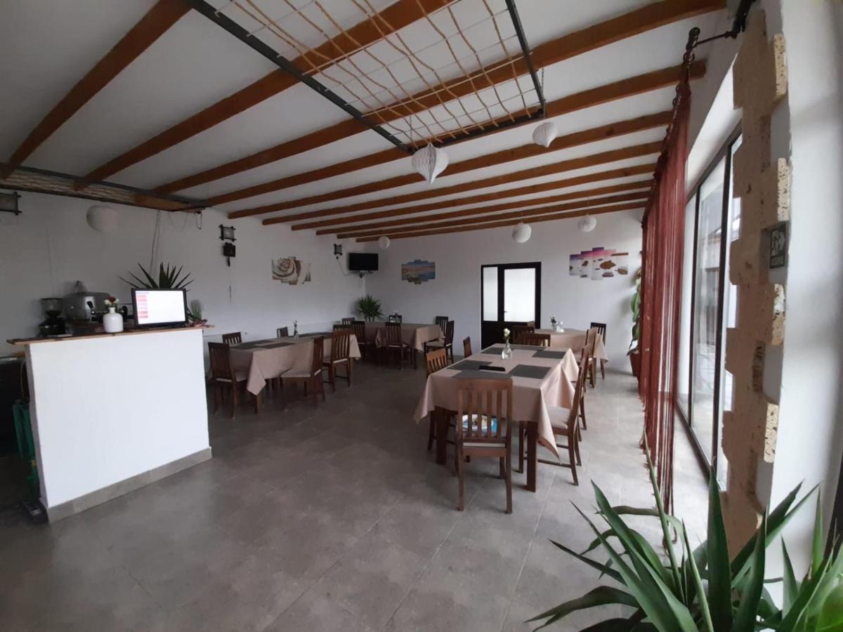 Hotel La Pescador Dd Berzasca Zewnętrze zdjęcie